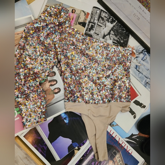 ASTR Multicolor Sequin One Shoulder Bodysuit size S - Picture 4 of 8